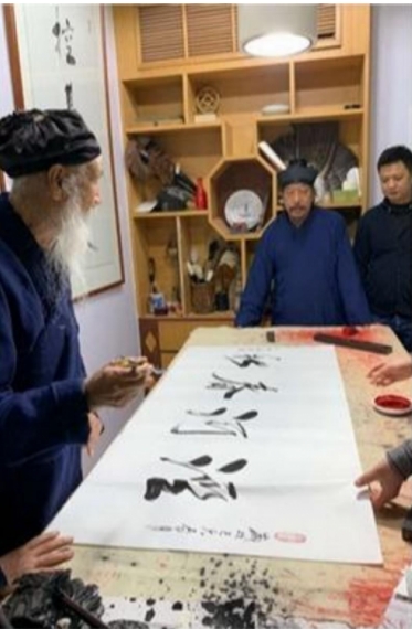 央媒头条 特别报道 易学泰斗——程新宏