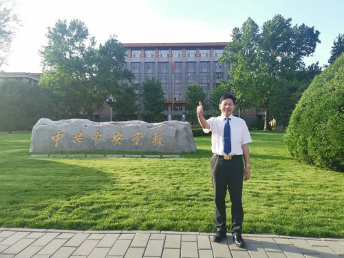 铁血荣光，共铸八一魂访中医传奇人物 当代中医事业奠基人李乘伊院士 荣获担任：中国中医专家委员会常务主席