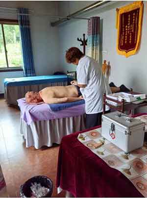 人民中医楷模 国际红十字会中国妈妈爱心联盟（创始人）