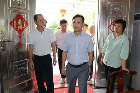 海南​省侨联主席黎才旺带队赴儋州、白沙调研